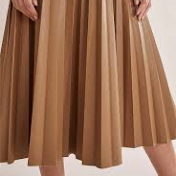 COPY - Zara Leather Brown Tan Pleated Midi Skirt - Picture 5 of 8